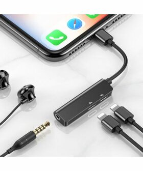 Baseus L52 Adapter Lightning naar 2x Lightning en 3.5mm Jack Splitter